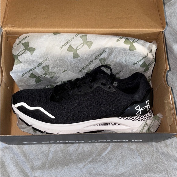 Under Armour Black and White Athletic Shoes - Picture 1 of 3